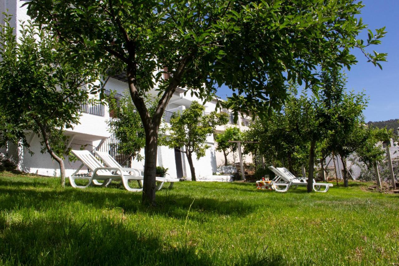 Puerta Bubion Apartamentos Kültér fotó