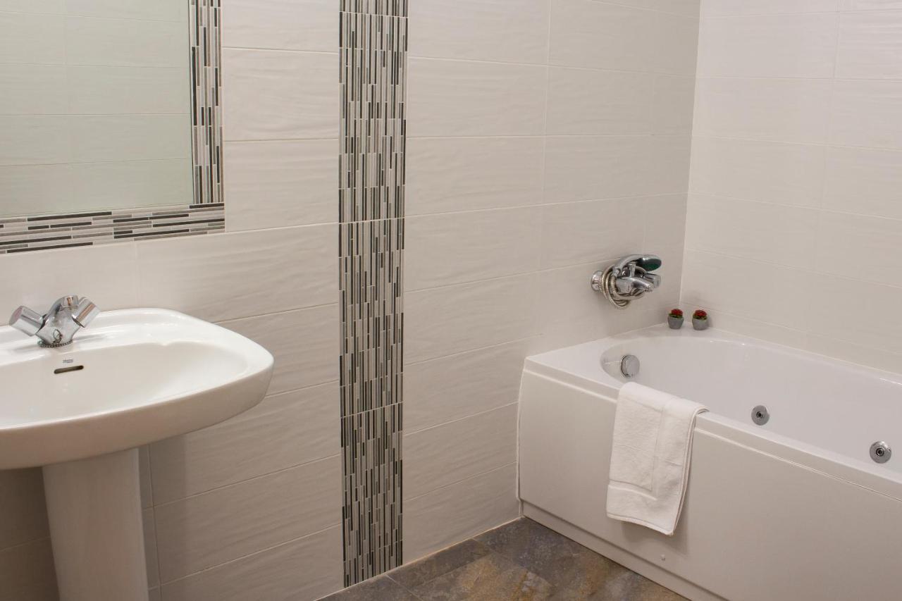 Puerta Bubion Apartamentos Kültér fotó